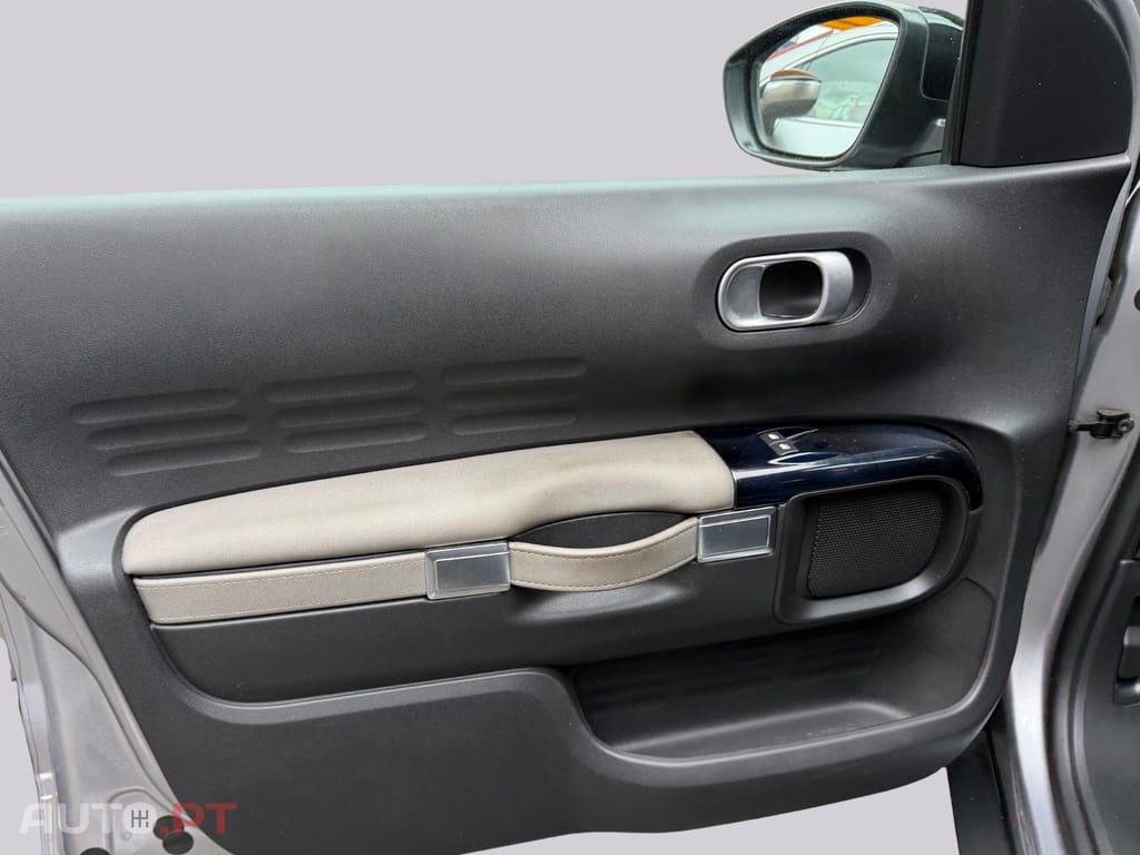 Citroen C4 Cactus 1.2 SHINNE EAT6