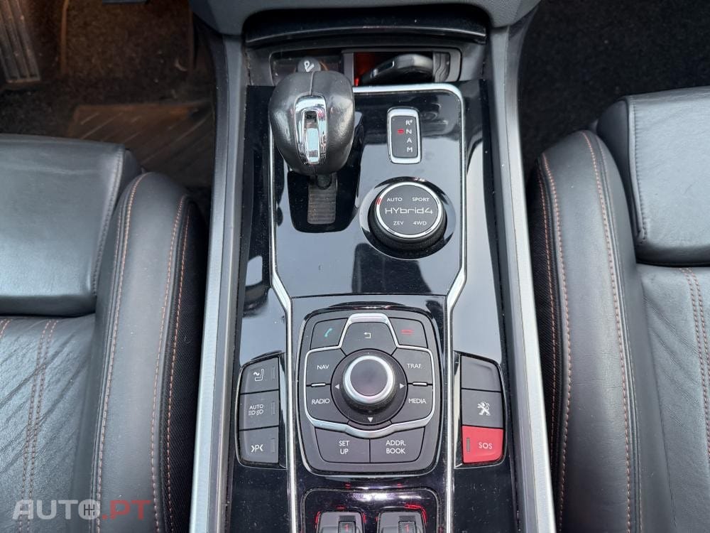 Peugeot 508 RXH 2.0 HDi Hybrid4 2-Tronic 104g