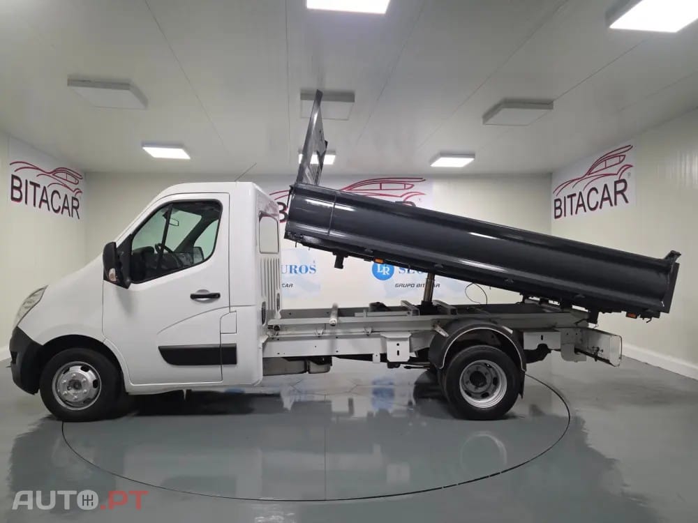 Renault Master 2.3 DCI 130CV BASCULANTE