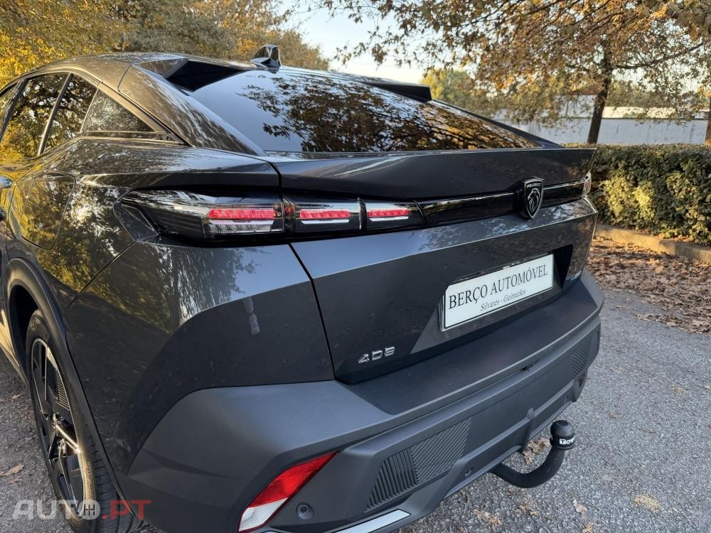 Peugeot 408 1.6 Hybrid Allure Pack e-EAT8