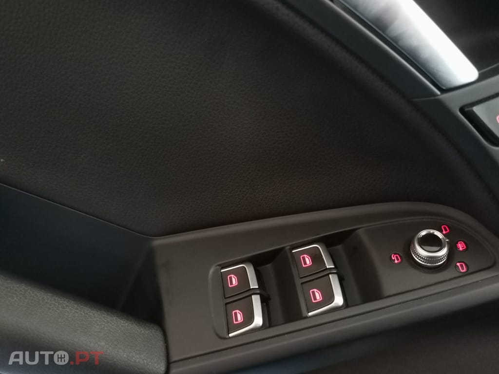 Audi A5 Cabrio 2.0 TDi S-line