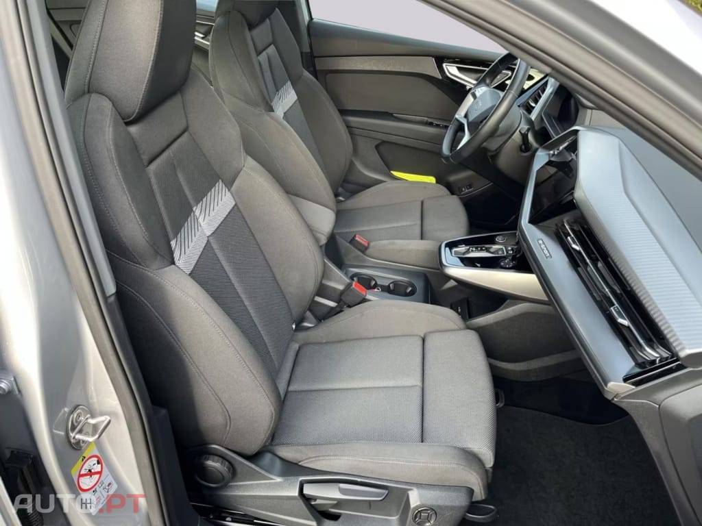 Audi Q4 E-Tron 45 Quattro I.V.A DEDUTIVEL