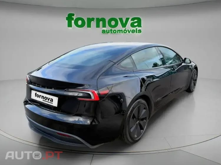 Tesla Model 3 Tração Traseira Premium