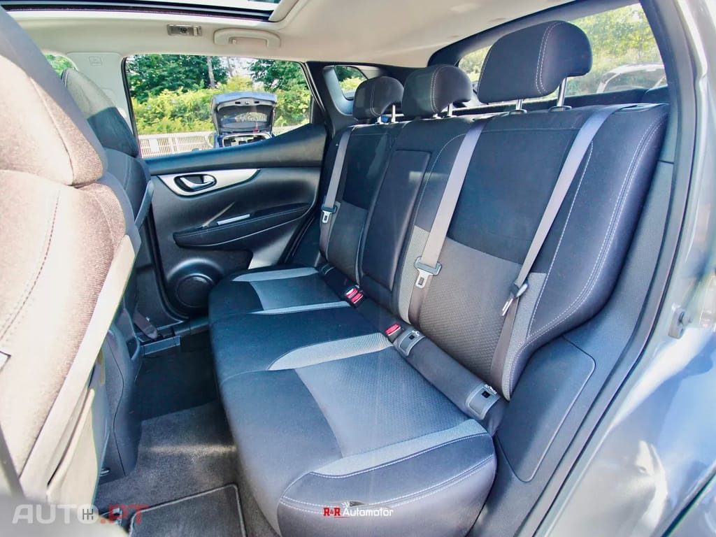 Nissan Qashqai 1.5 dCi N-Connecta Led