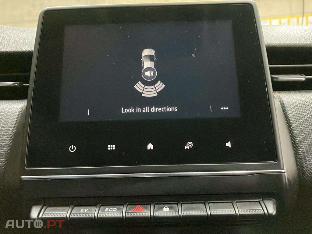 Renault Clio 1.6 E-Tech Intens