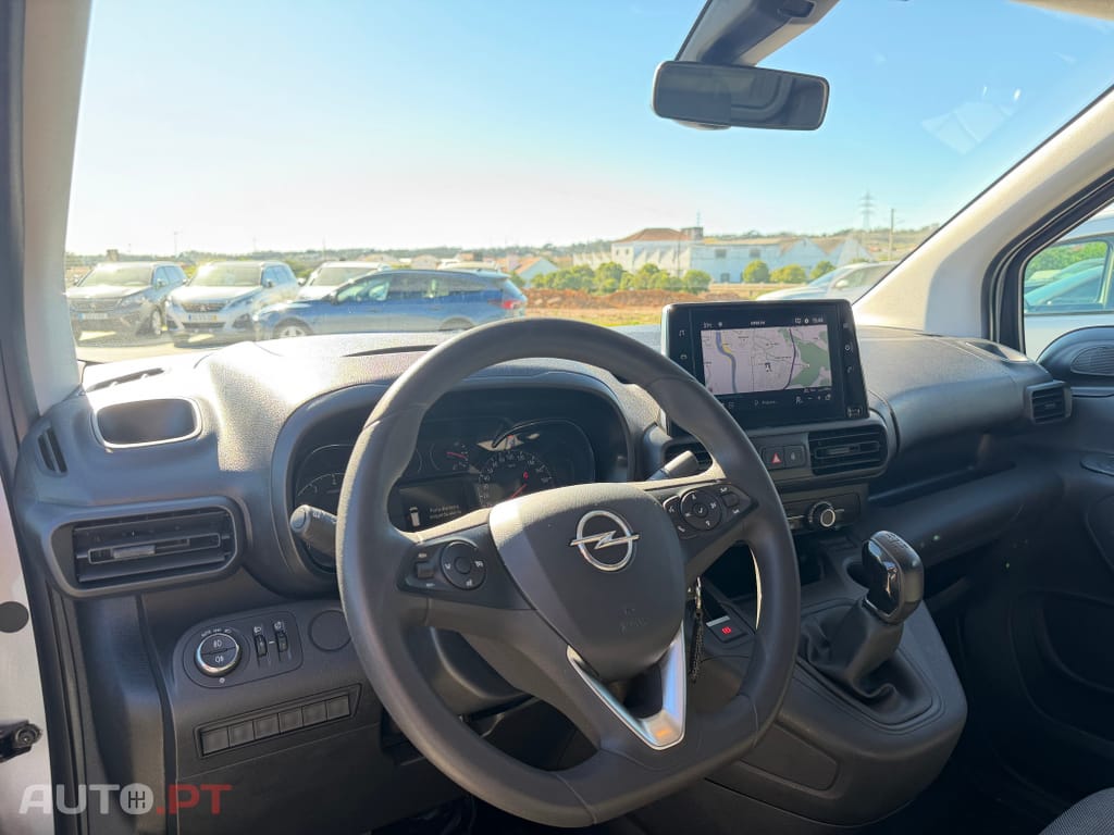 Opel Combo 1.5 CDTi L2H1 Essentia