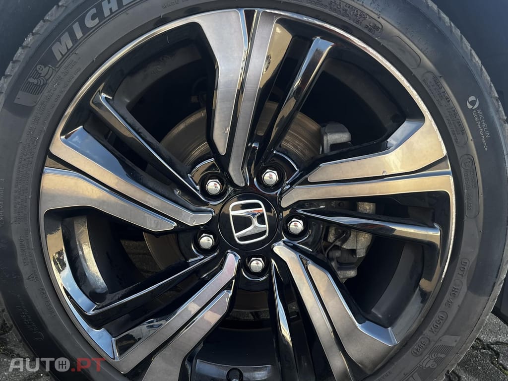 Honda Civic I-VTEC Elegance Navi