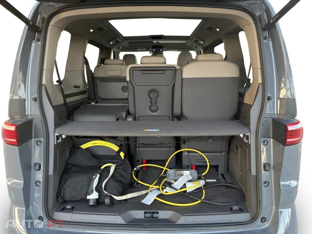 Volkswagen Multivan Court 1.4 eHybrid Life DSG6