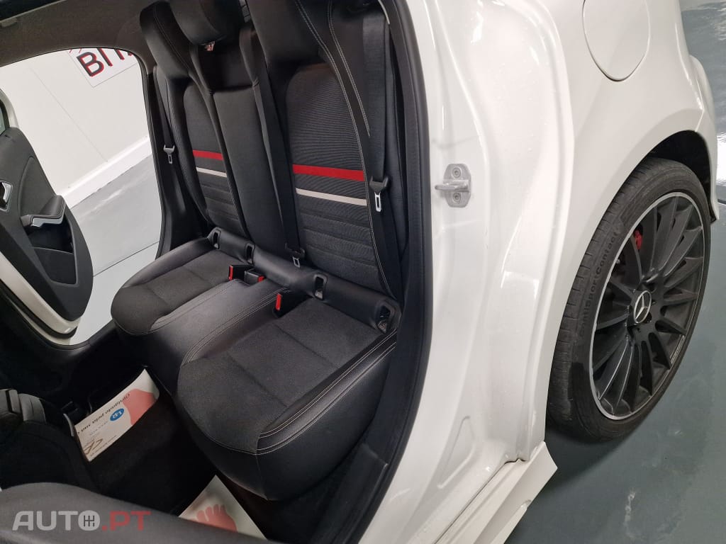 Mercedes-Benz A 180 CDi BlueEfficiency AMG Line