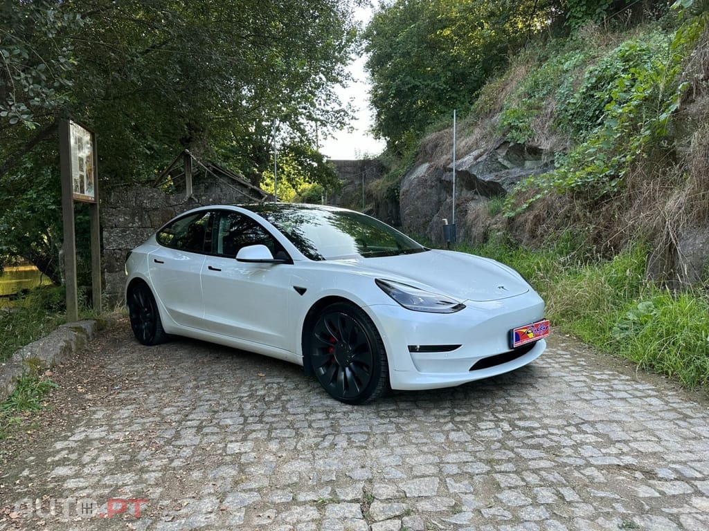 Tesla Model 3 Performance Dual Motor AWD