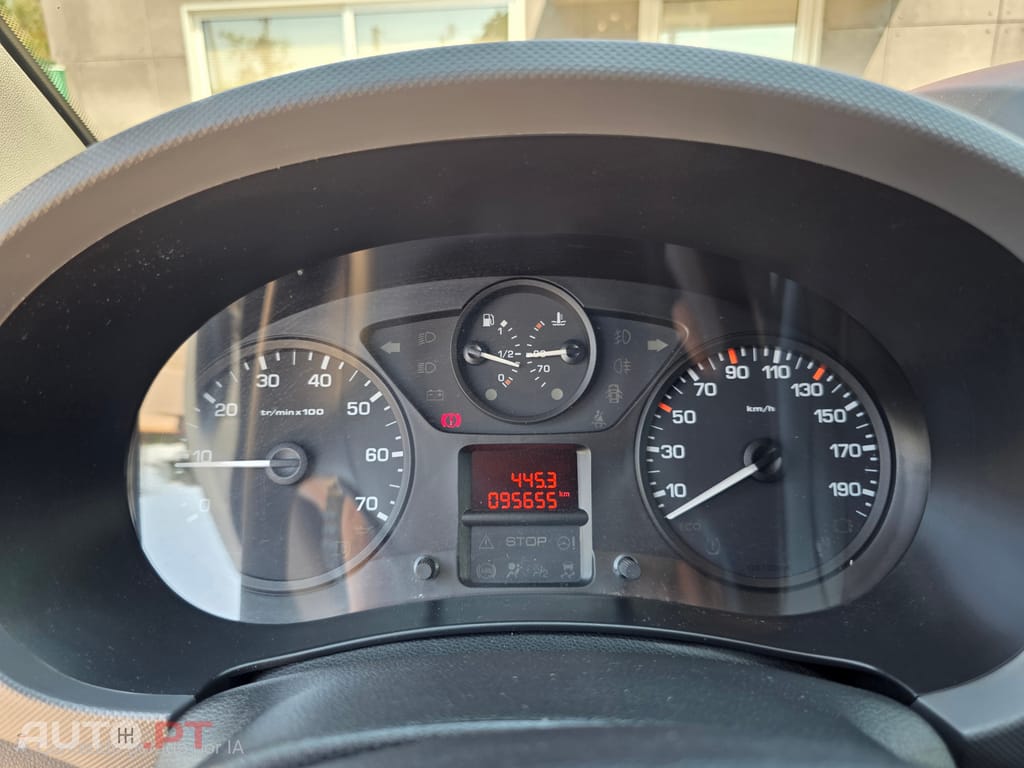 Peugeot Partner 1.6 BlueHDi Premium 3L