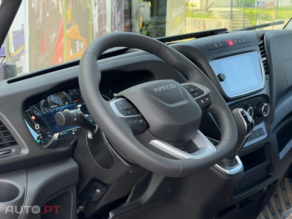 Iveco Daily 61900 mm DE COMPRIMENTO