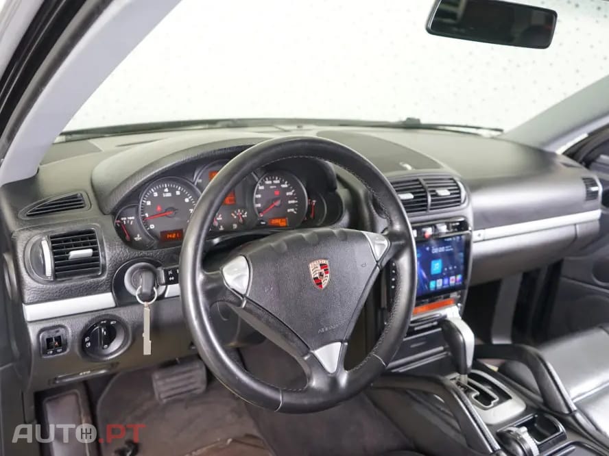 Porsche Cayenne Tiptronic