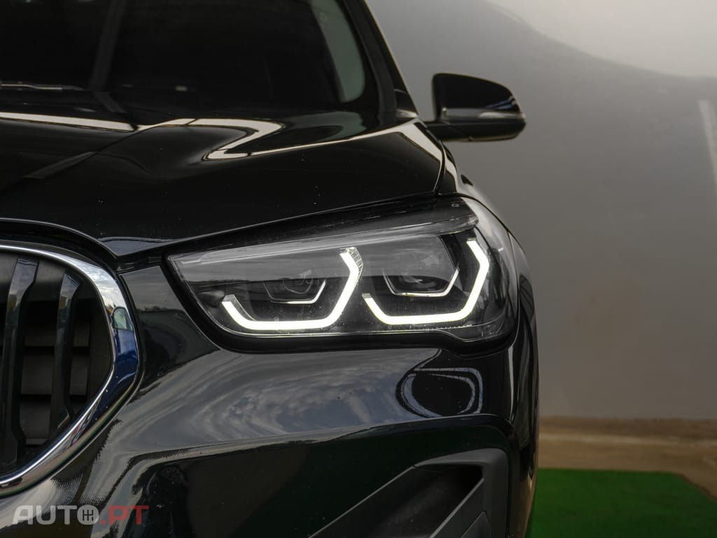 BMW X1 xDrive25e
