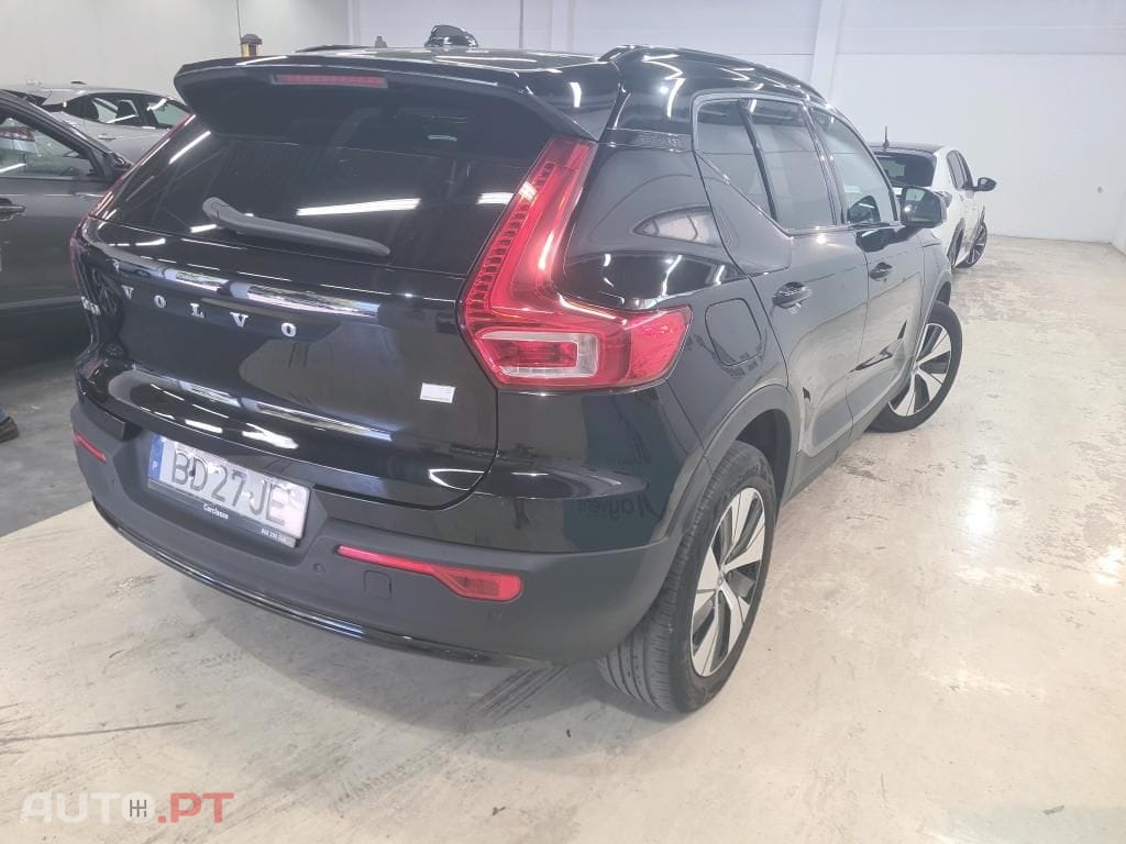 Volvo XC40 1.5 T5 PHEV Plus Dark