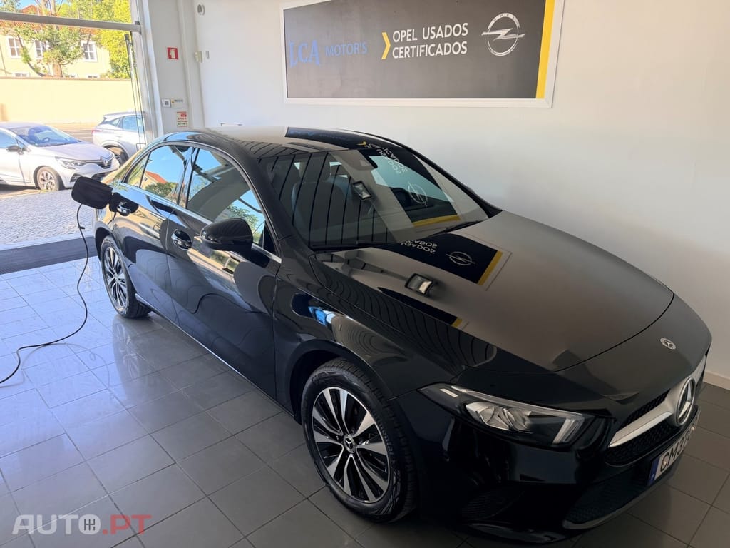 Mercedes-Benz A 250 A 250e Limusine Business Edition
