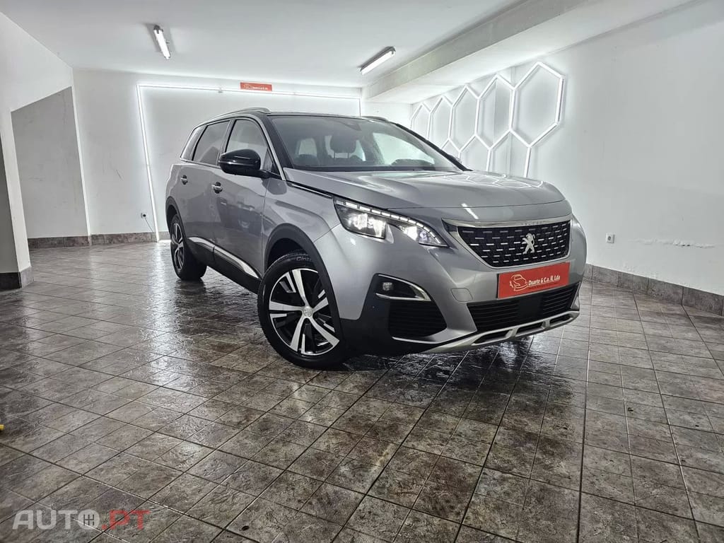 Peugeot 5008 1.5 BlueHDi Allure Baixo Consumo
