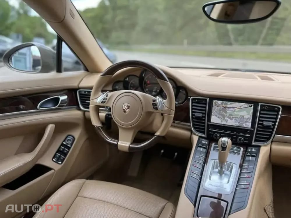 Porsche Panamera PDK