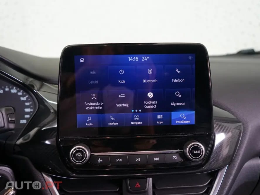 Ford Puma 1.0 EcoBoost Hybrid TITANIUM