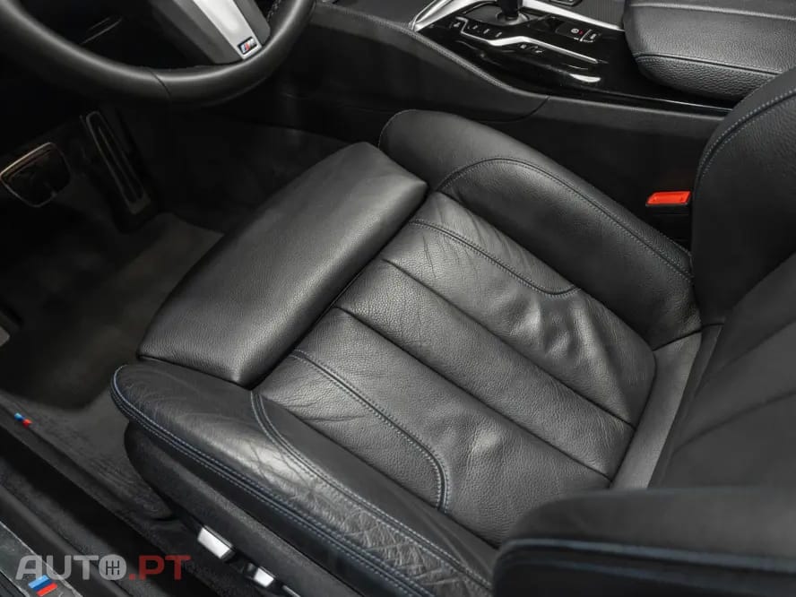 BMW 530 e Pack Desportivo M