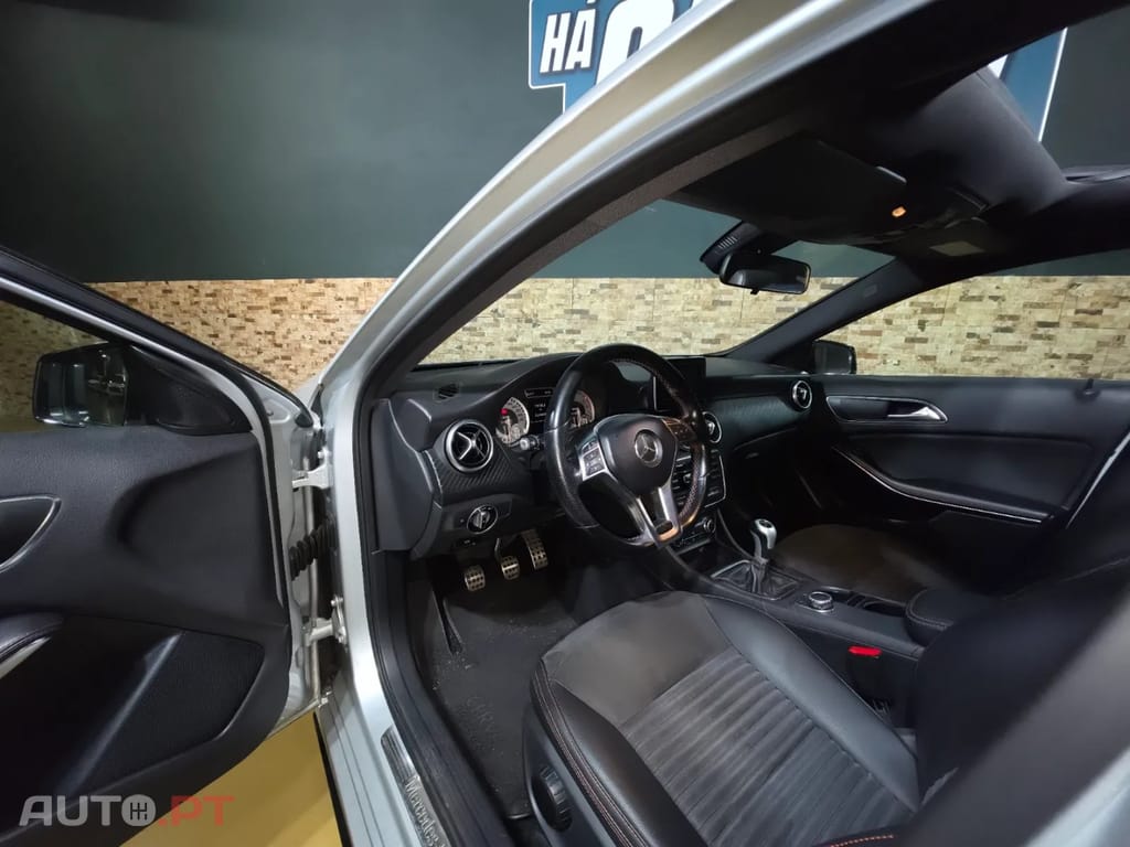 Mercedes-Benz A 200 CDI AMG Line — fotografia 7