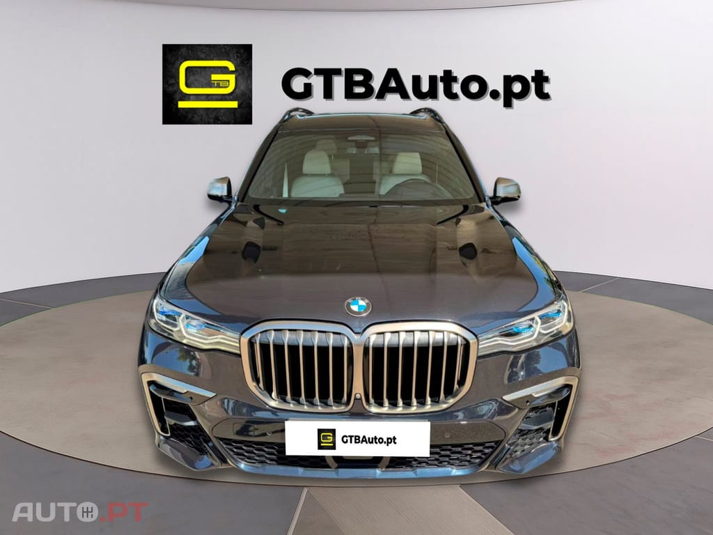 BMW X7 M50i