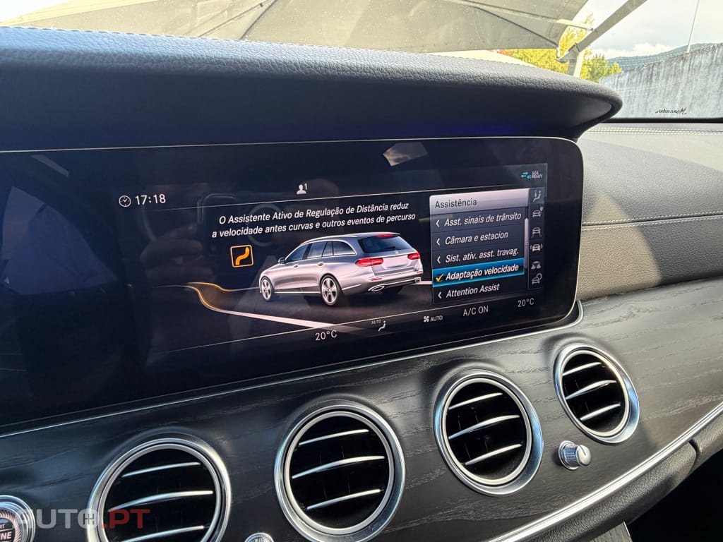 Mercedes-Benz E 300 de AMG Line