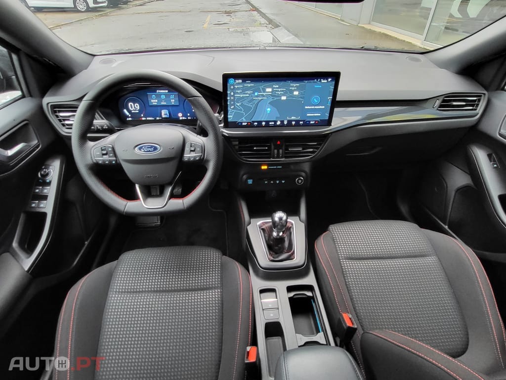 Ford Focus 1.0 EcoBoost MHEV ST-Line X