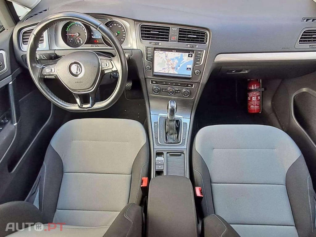 Volkswagen e-Golf AC/DC