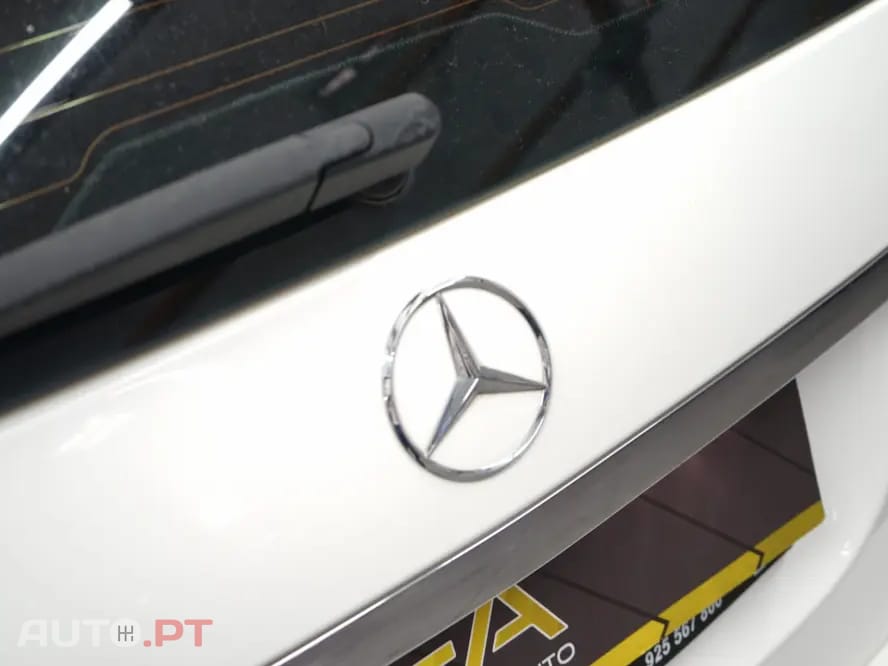 Mercedes-Benz E 250 CDi Elegance BlueEfficiency Auto.