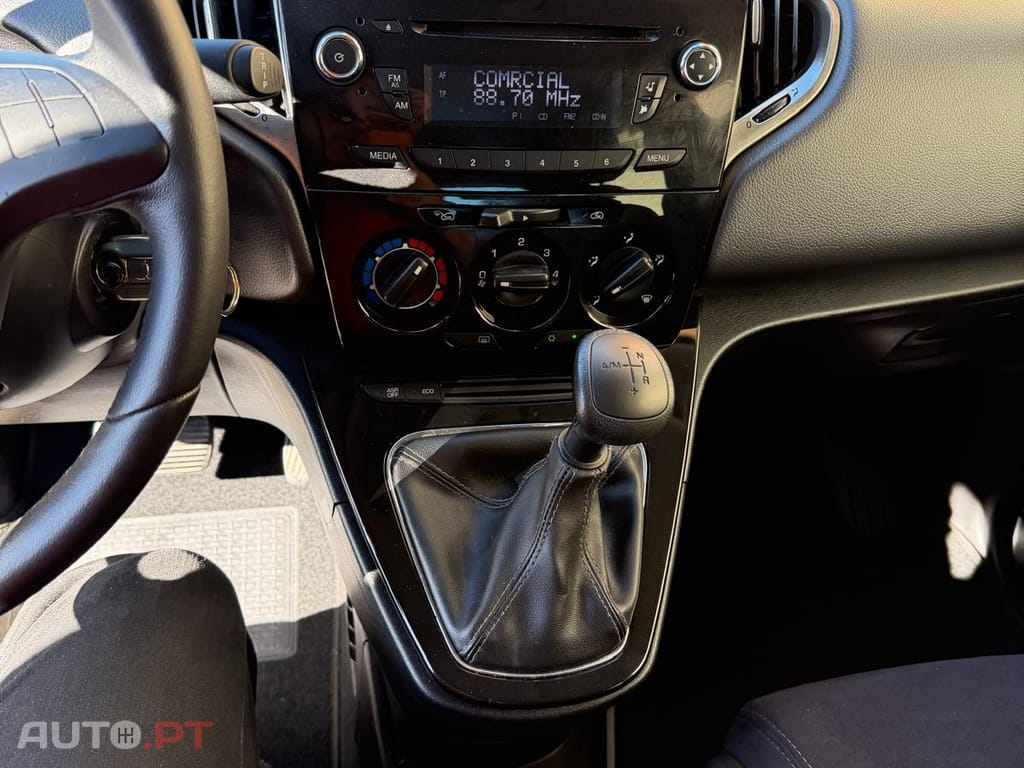 Lancia Ypsilon 0.9 TwinAir S&S Gold MTA