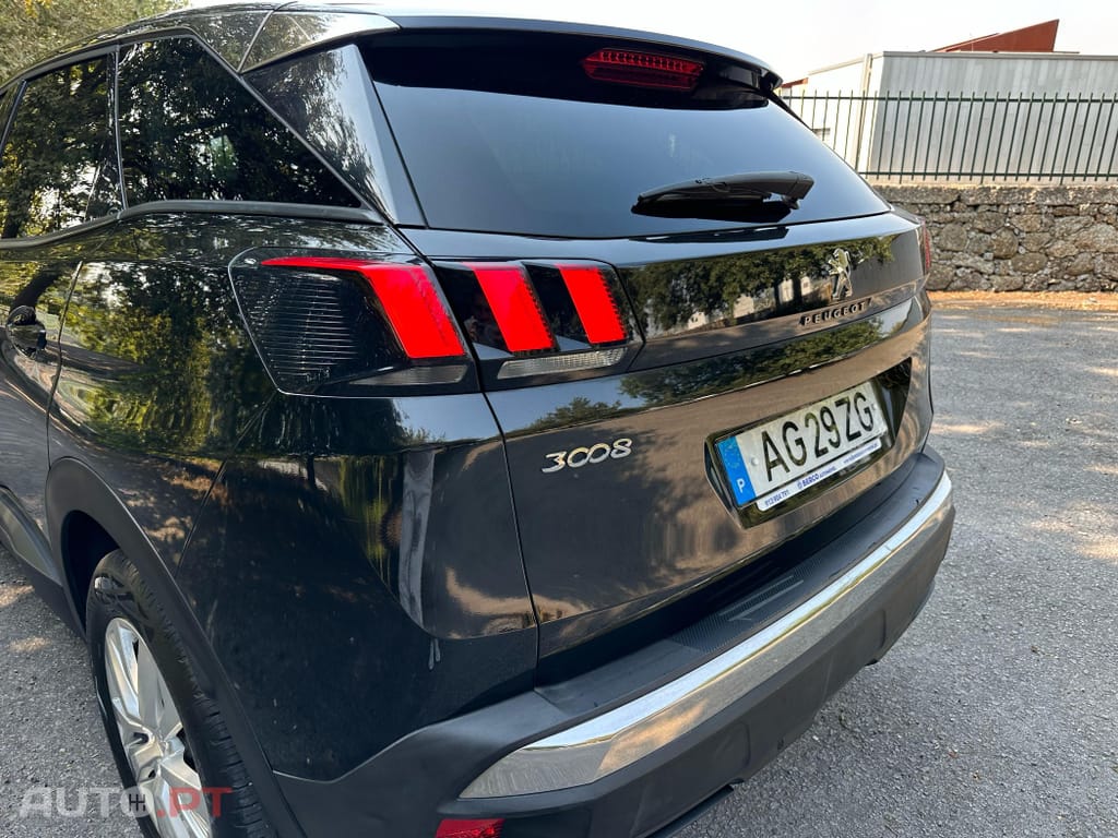 Peugeot 3008 1.6 BlueHDi Style EAT6
