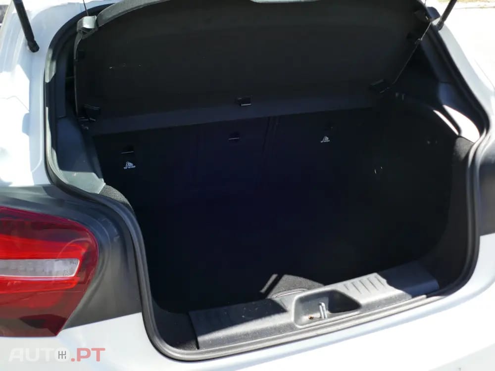 Mercedes-Benz A 180 d AMG Line