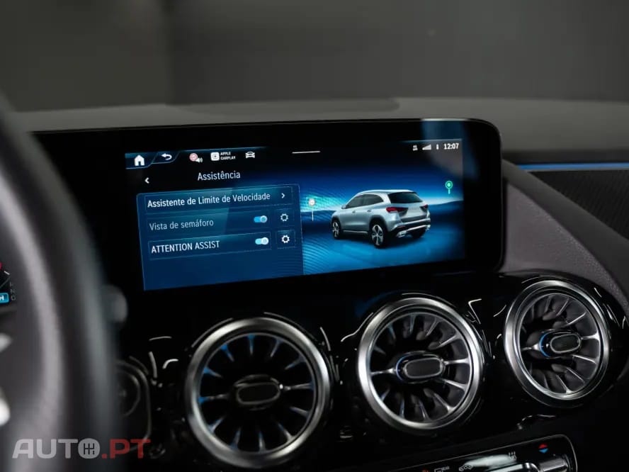 Mercedes-Benz GLA 250 e AMG Line