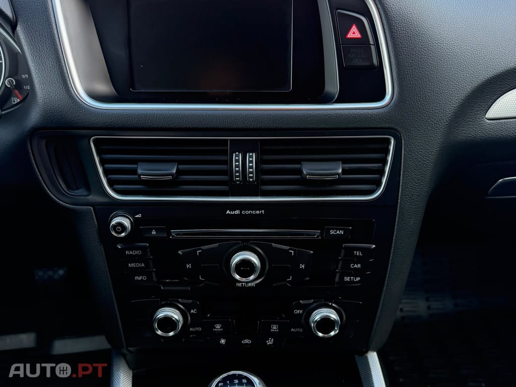 Audi Q5 2.0 TDi Business Line S-line — fotografia 19