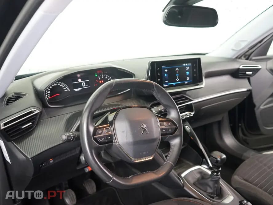 Peugeot 2008 1.2 PureTech Allure