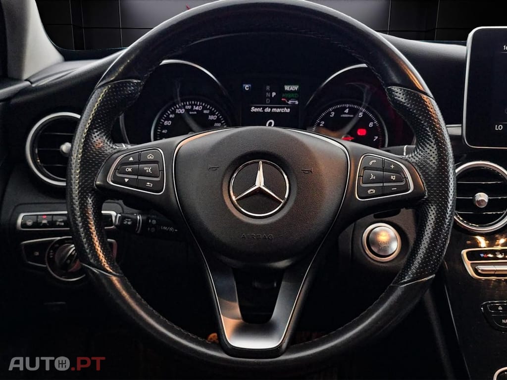Mercedes-Benz C 350 e 7G-TRONIC AMG Line