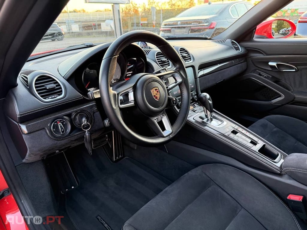 Porsche 718 2.5 GTS