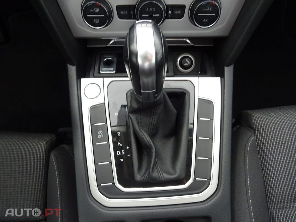 Volkswagen Passat Variant 1.6 TDI Confortline DSG