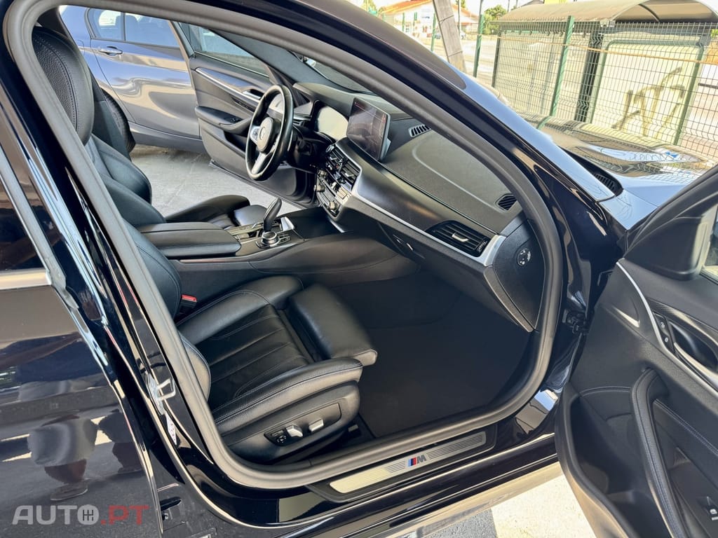 BMW 530 e Pack Desportivo M