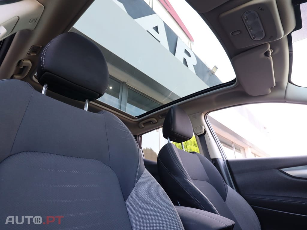 Nissan Qashqai 1.5 dCi N-Connecta 18 RS