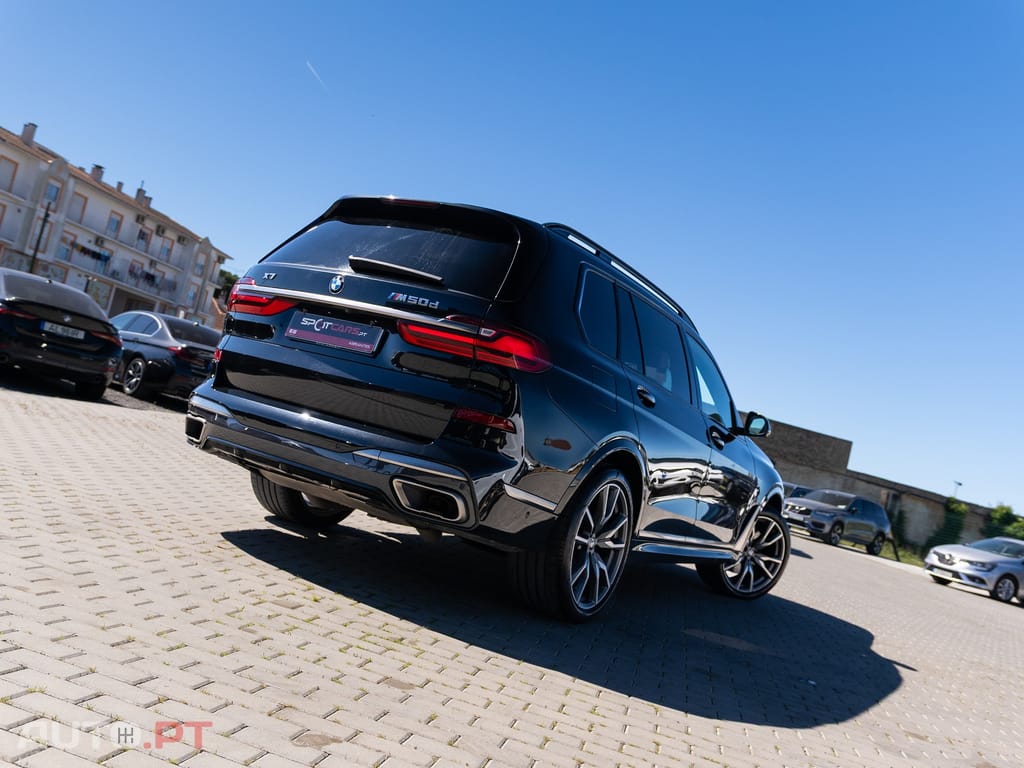BMW X7 M50d