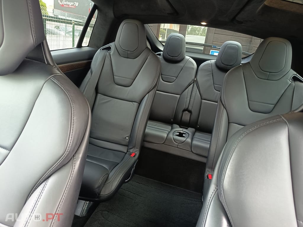Tesla Model X 100D