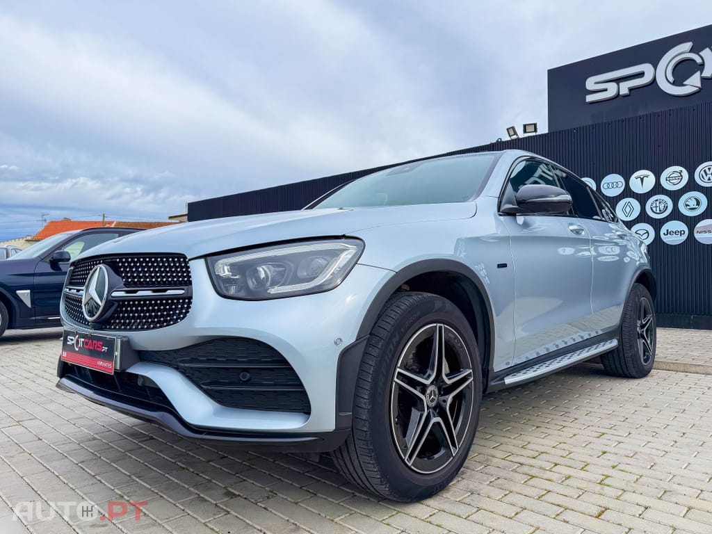 Mercedes-Benz GLC 300 de Coupe 4Matic 9G-TRONIC AMG Line