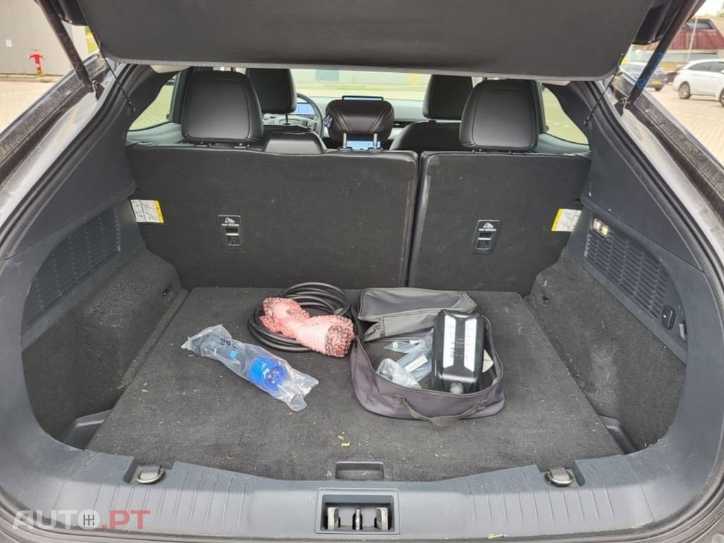 Ford Mustang Mach-E Standard