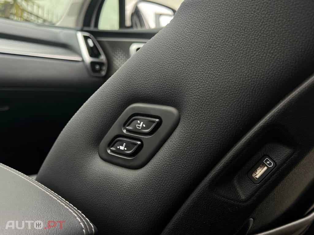 Kia Sorento 1.6 T-GDI PHEV Concept+SRF