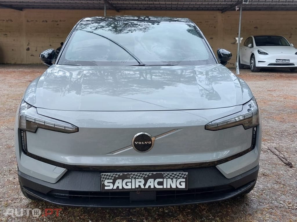 Volvo EX30 69 kWh Single Motor Extended Range Core