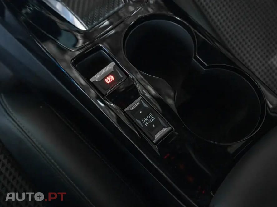 Peugeot E-2008 50 kWh GT
