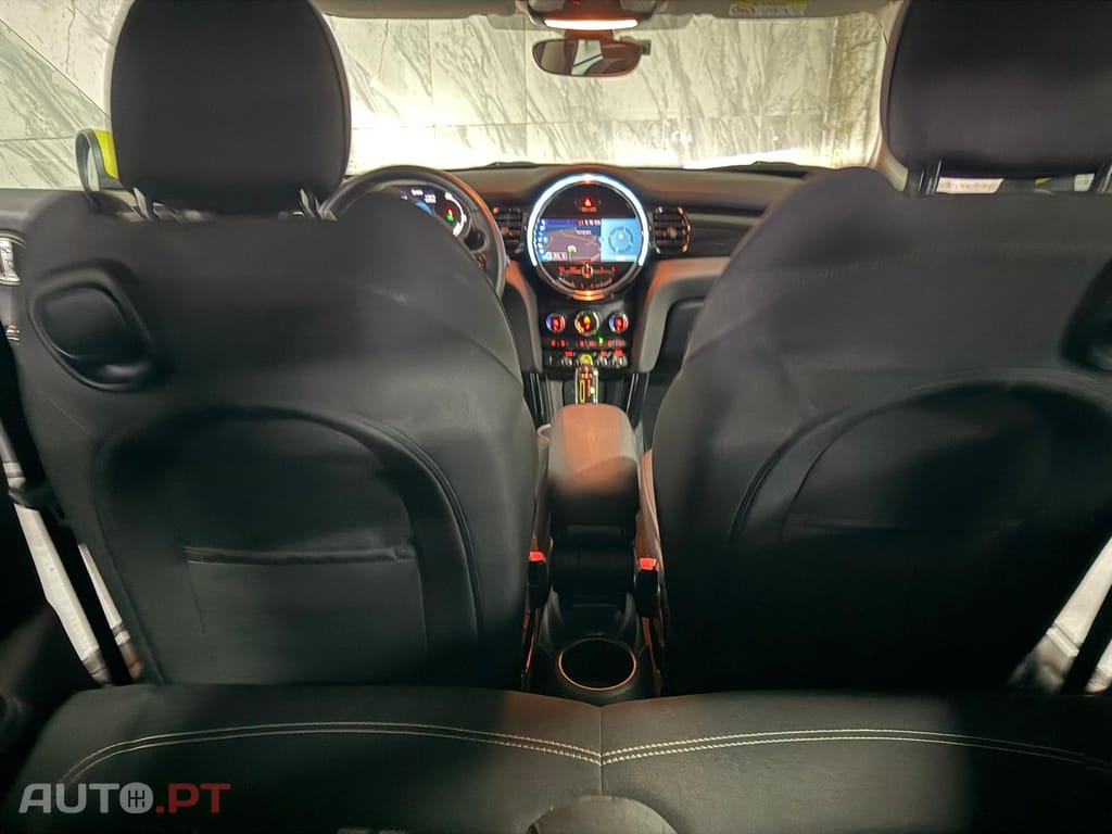 MINI Cooper SE Camden Edition