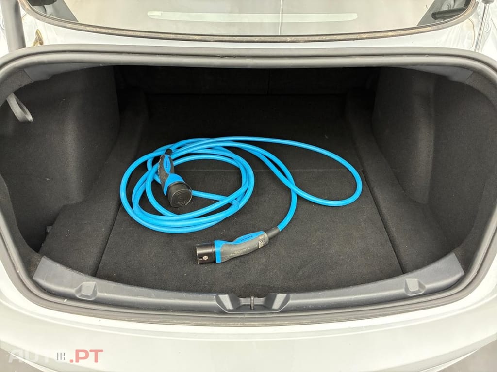 Tesla Model 3 Standard RWD Plus